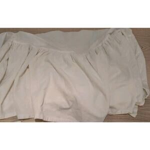 Bella Notte Helane Velvet Crib skirt In White Winter‎ New With Tags